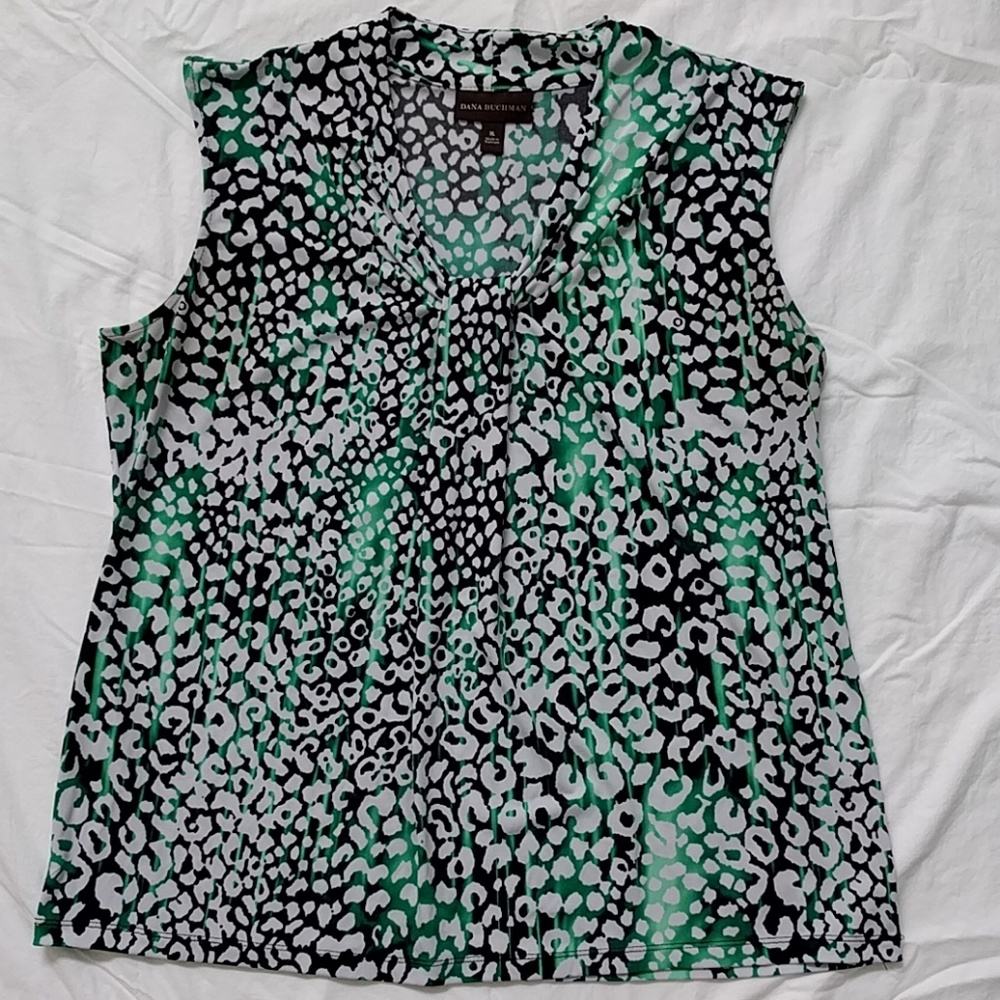 Dana Buchman top